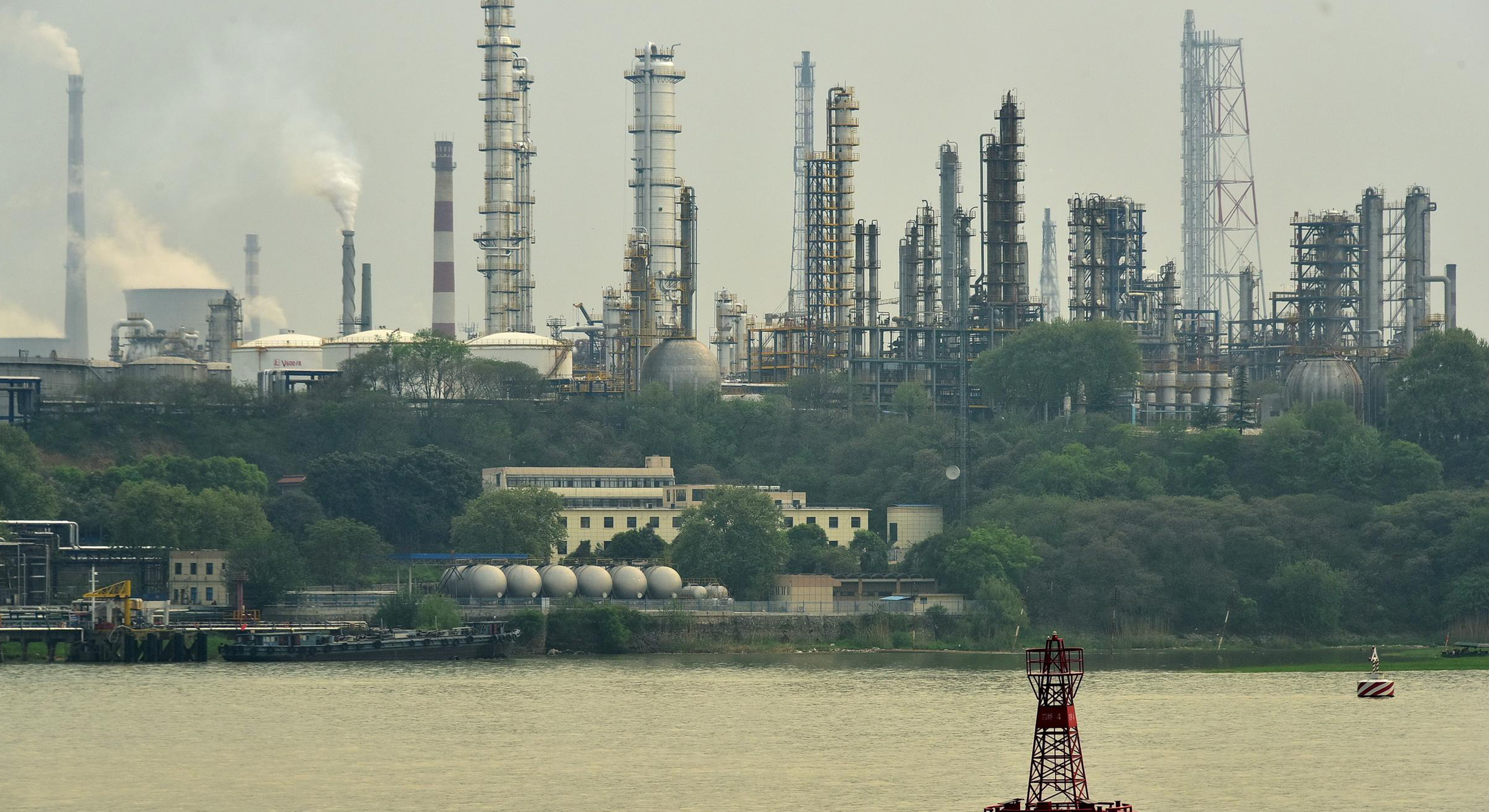 上半年化學(xué)原料和化學(xué)制品制造業(yè)實(shí)現(xiàn)利潤(rùn)1814.6億元